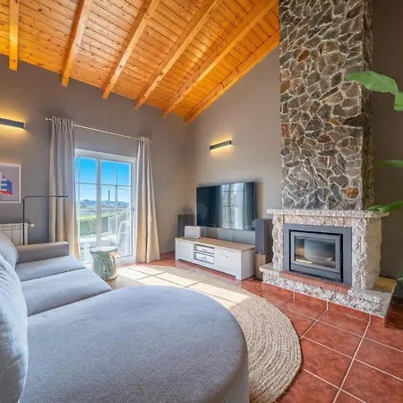 Casa De Familia *